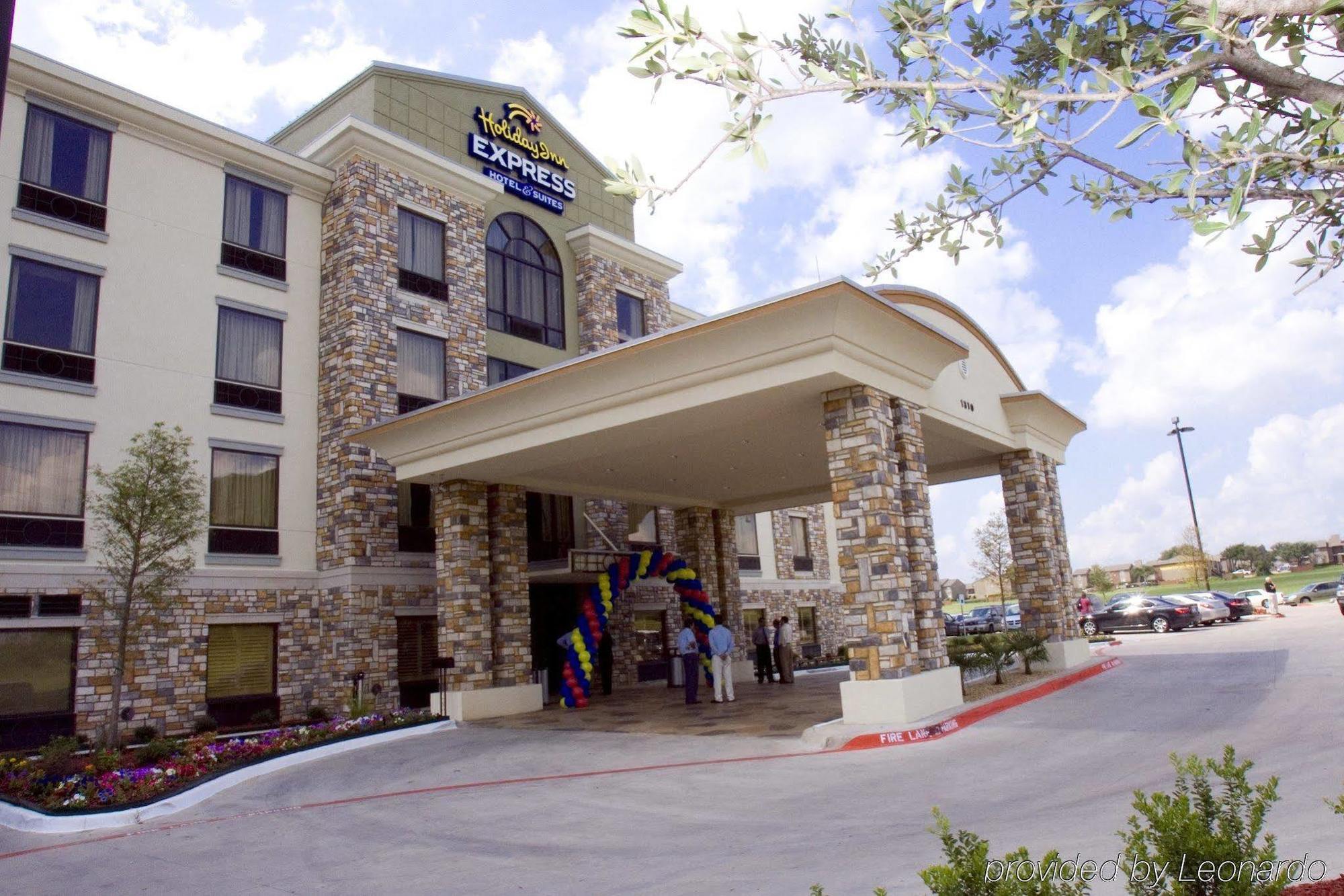 Holiday Inn Express Hotel & Suites Dallas South - Desoto By Ihg DeSoto Exterior foto