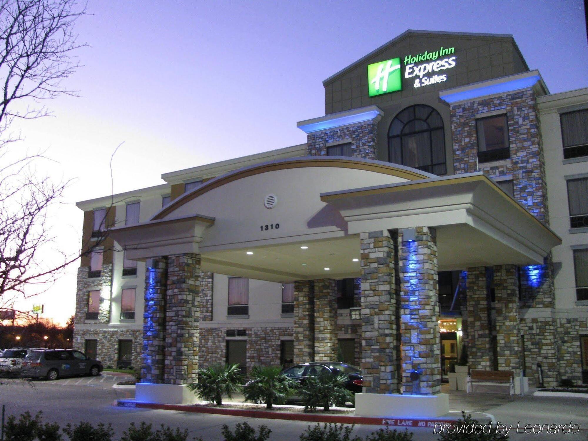 Holiday Inn Express Hotel & Suites Dallas South - Desoto By Ihg DeSoto Exterior foto