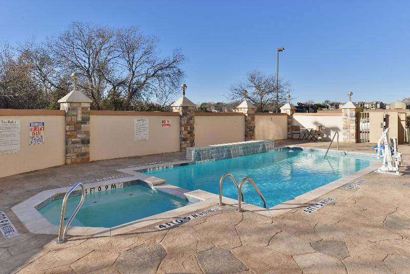 Holiday Inn Express Hotel & Suites Dallas South - Desoto By Ihg DeSoto Exterior foto